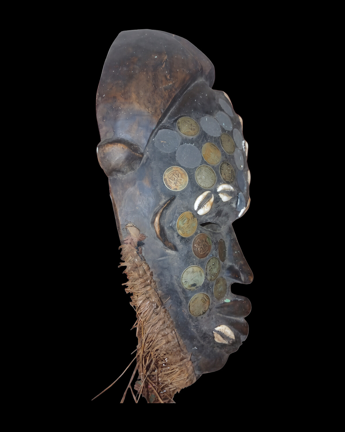 Cowrie Elder Mask, Grassfields peoples, Africa ceremonial mask from Grassfields highlands — Side view